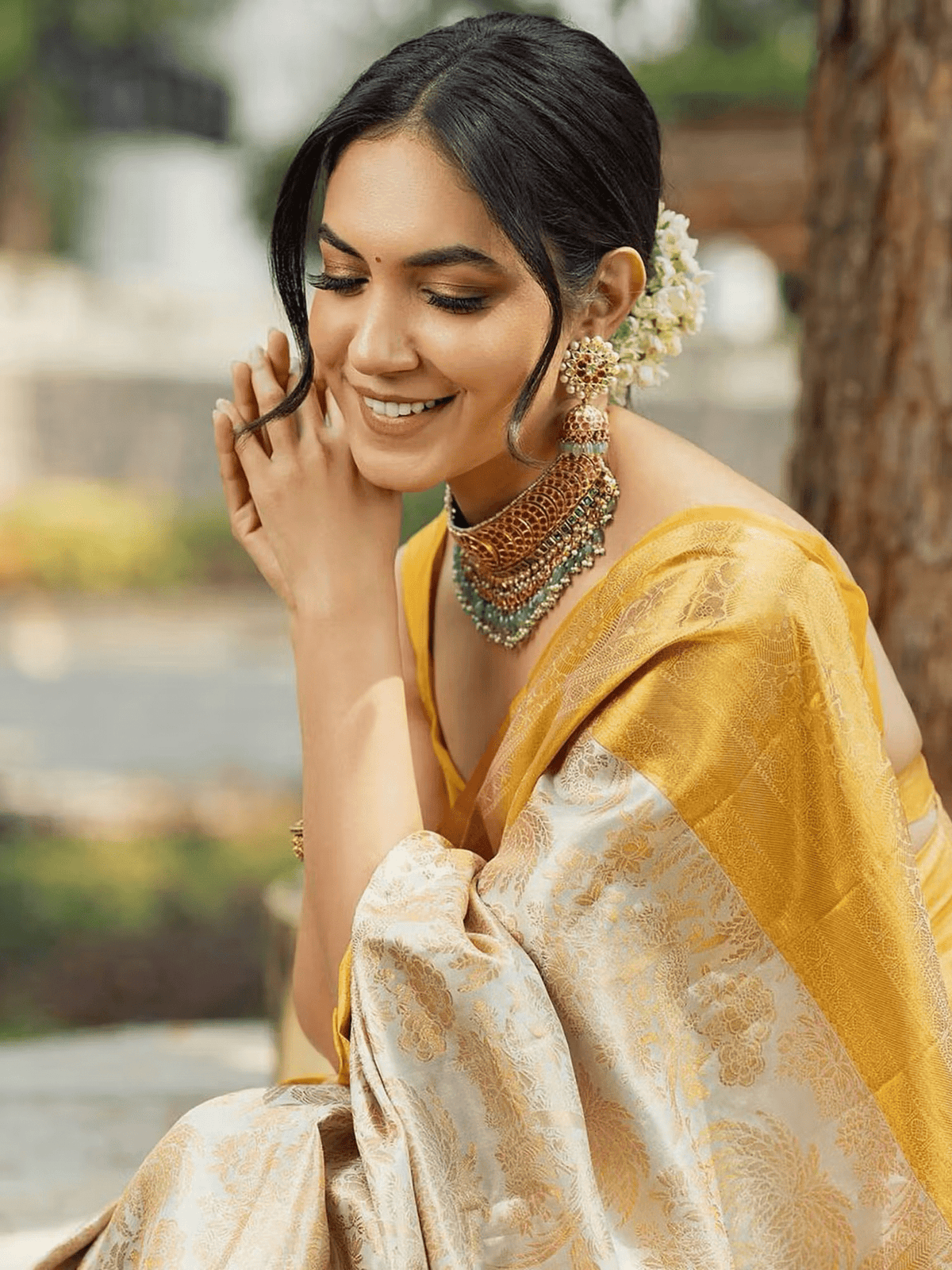 Women’s Designer Woven Banarasi Silk Kanjivaram Saree with Unstitched Blouse – Festive & Wedding Wear (Canada) - aromie