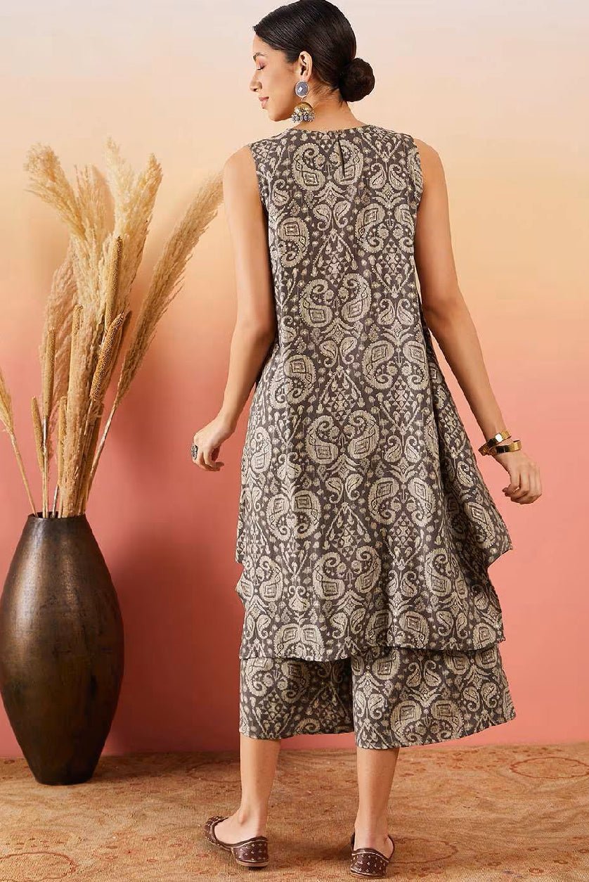 Elegant three piece kurta set featuring women's rayon kurta set with unique paisley pattern